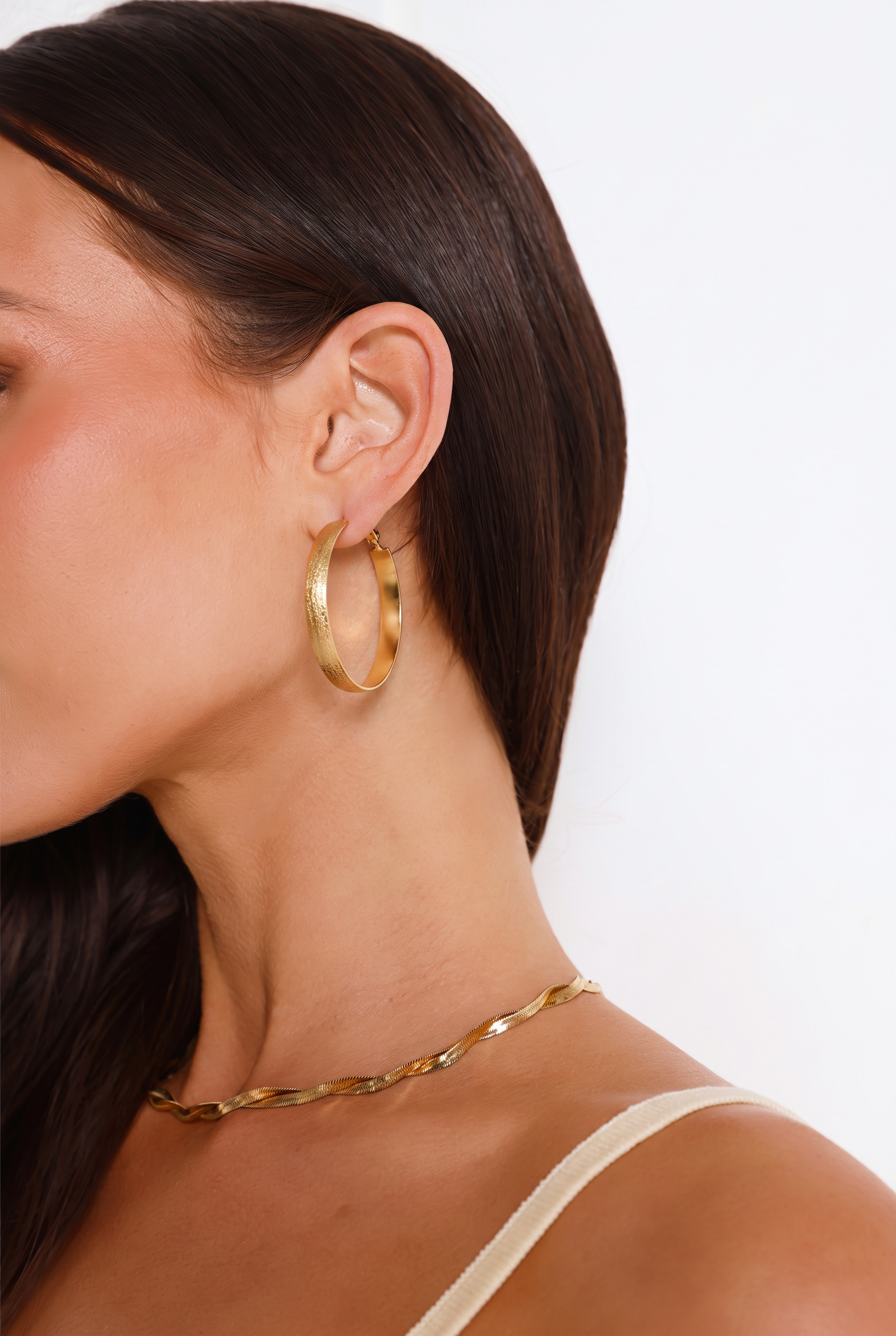 Talk To Me Nice Earrings Gold