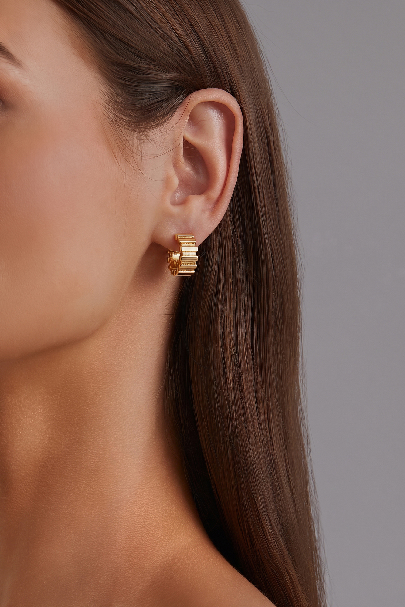Seen Worldwide Earrings Gold