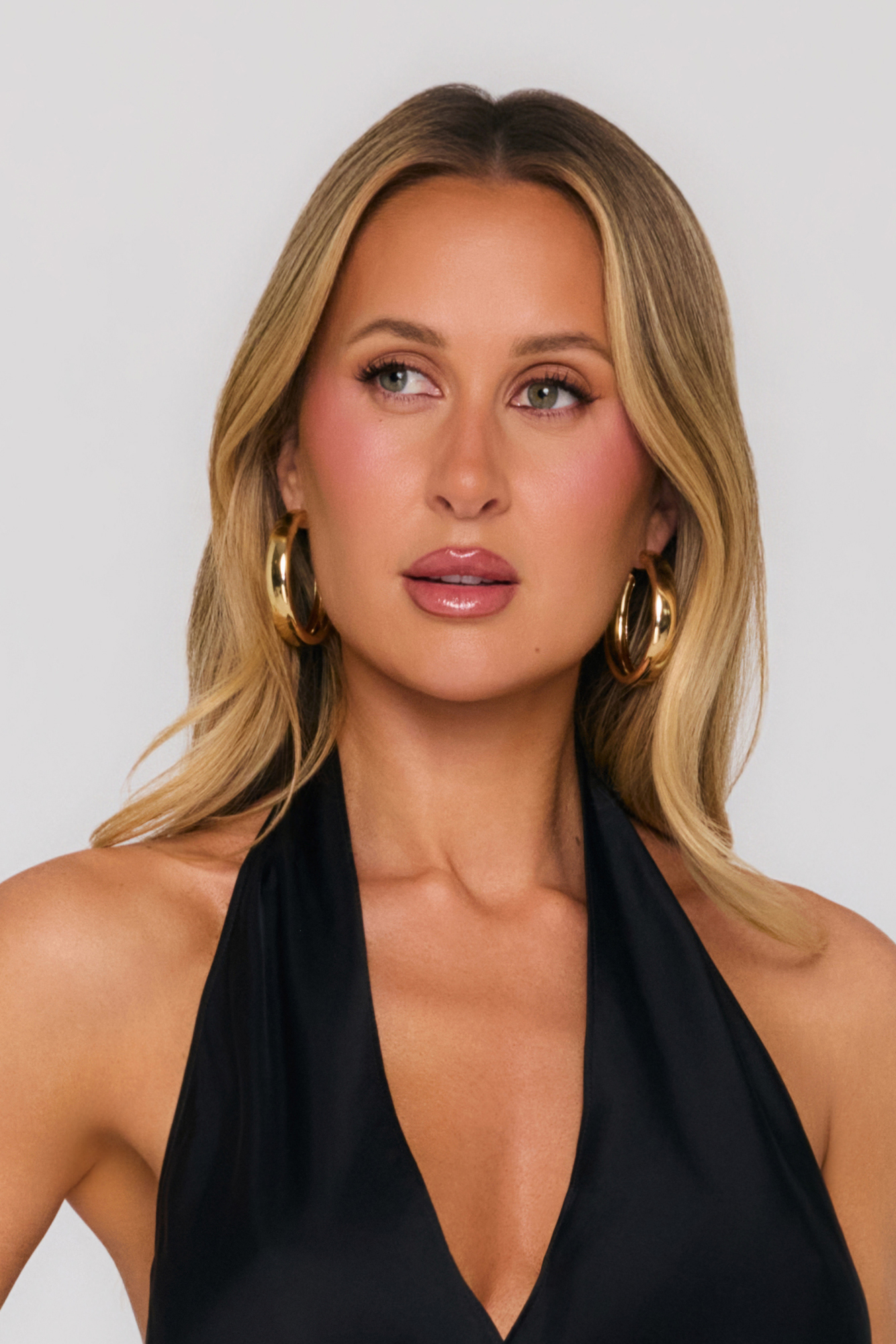 Show Queen Earrings Gold