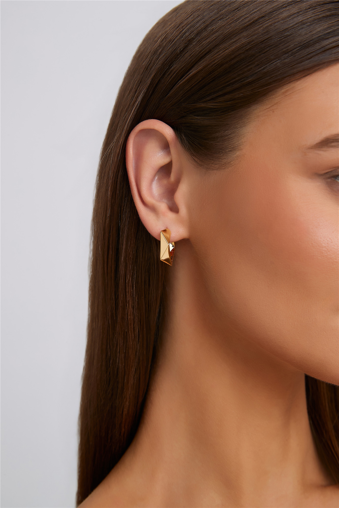 Pretty Different Earrings Gold