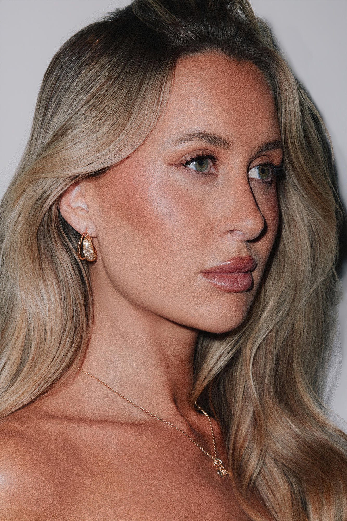 She Did That Earrings Gold