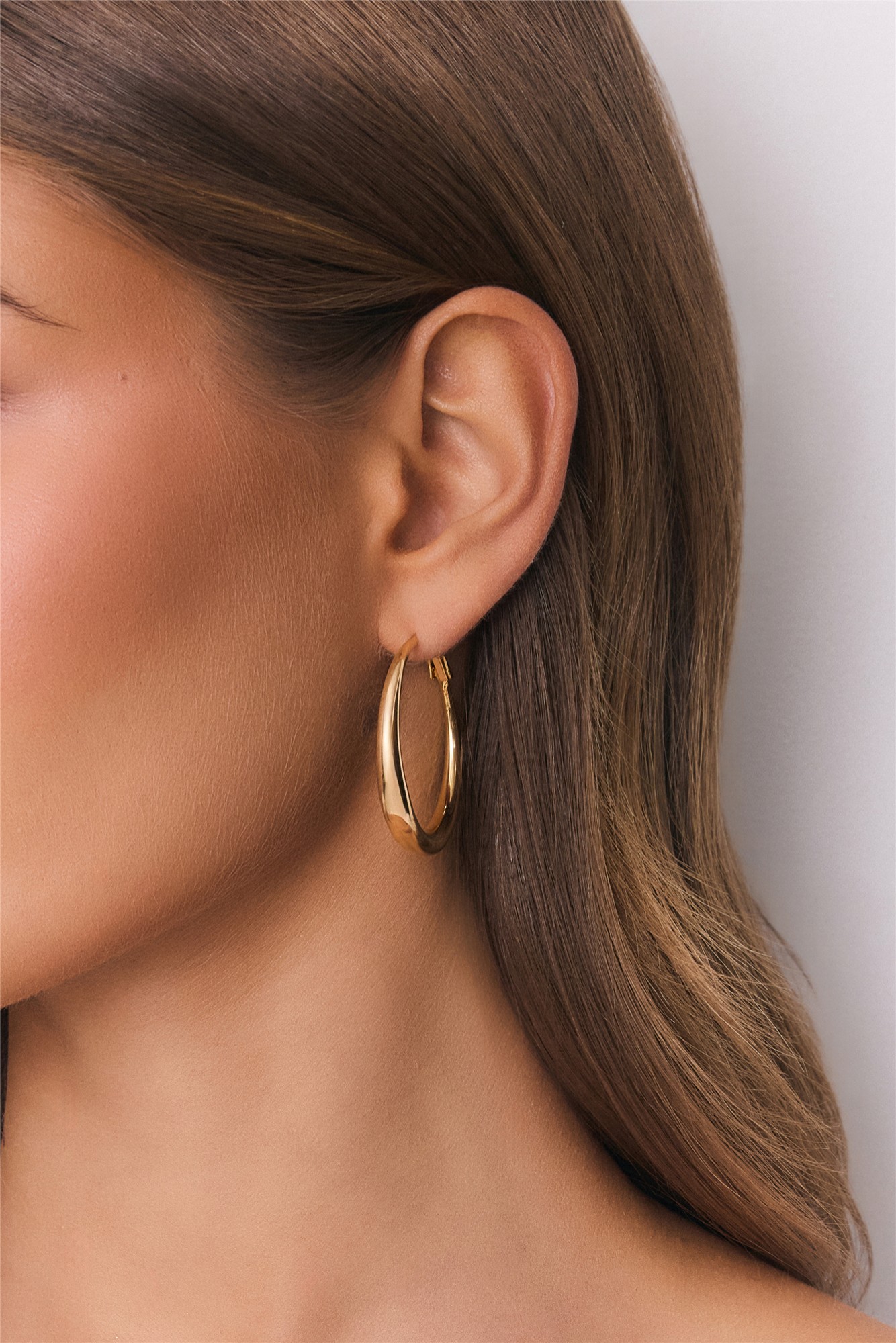 Girls Got Moves Earrings Gold