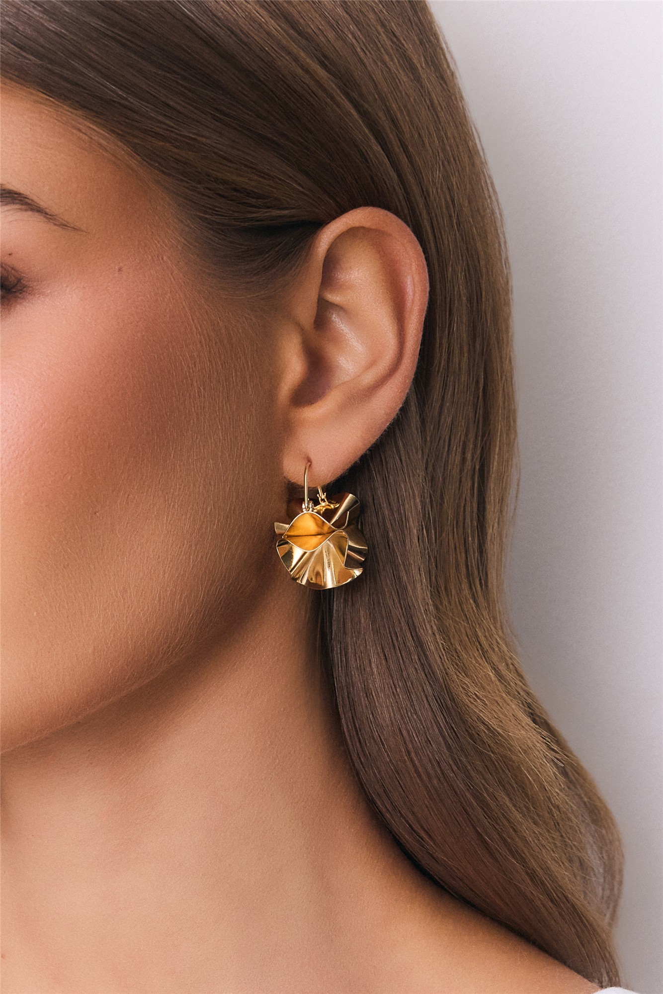 Guess My Mood Earrings Gold