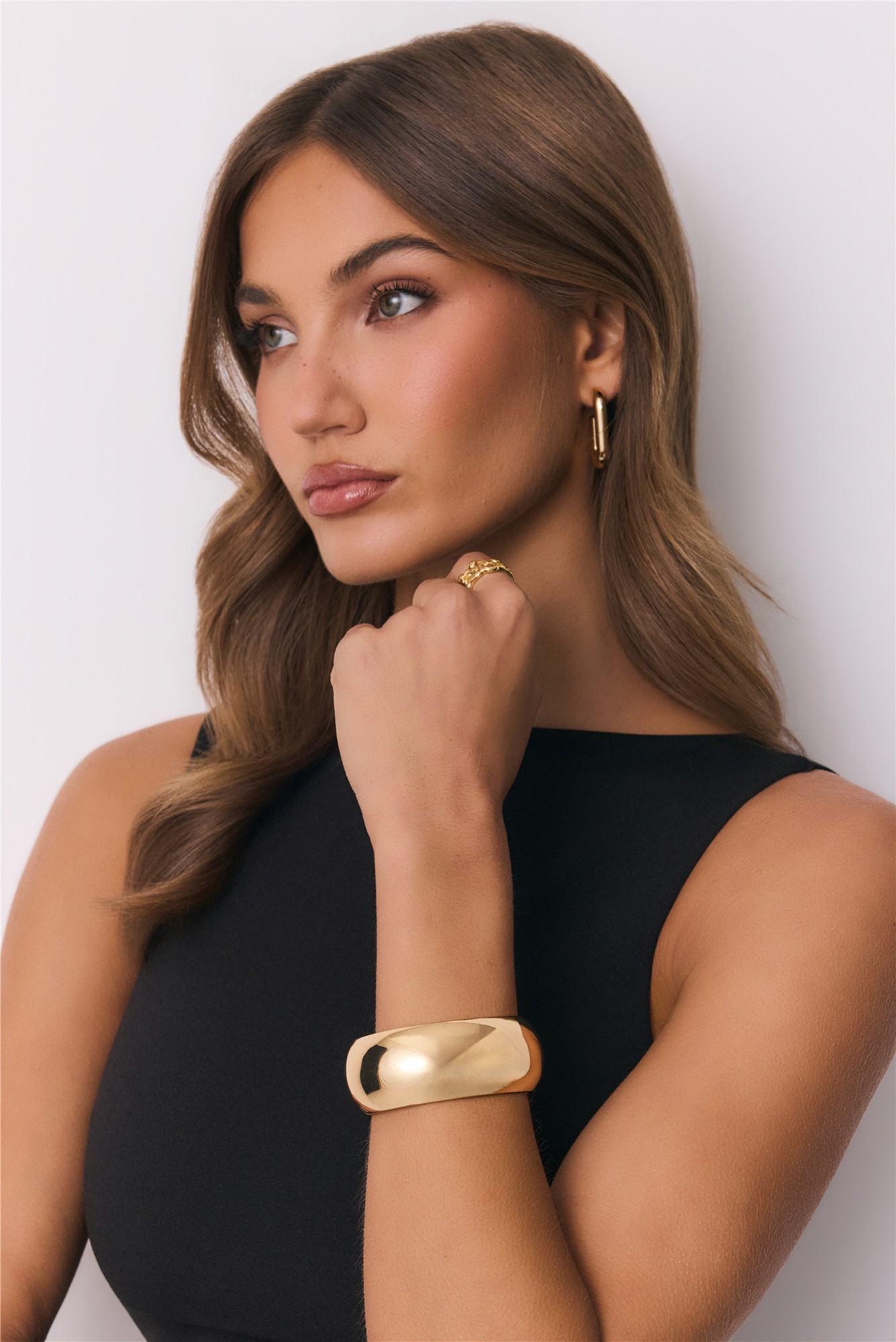Trends Like This Bangle Gold