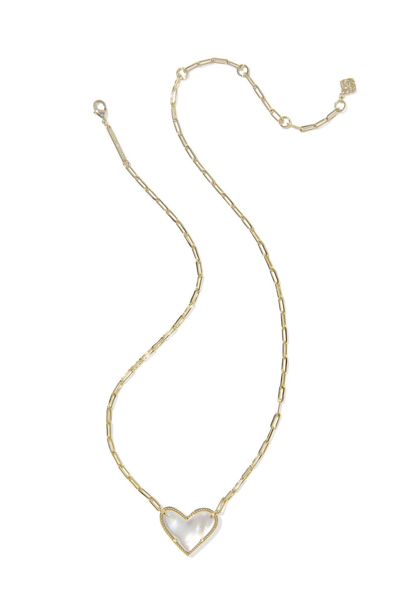 Ari Heart Statement Short Pendant Necklace Gold